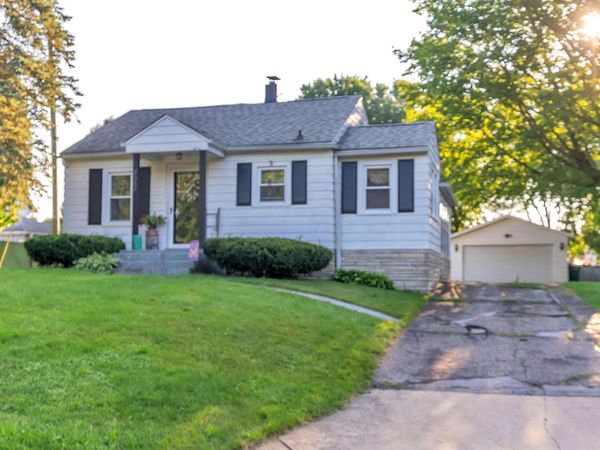 422 Rockwood Street , La Porte, IN 46350