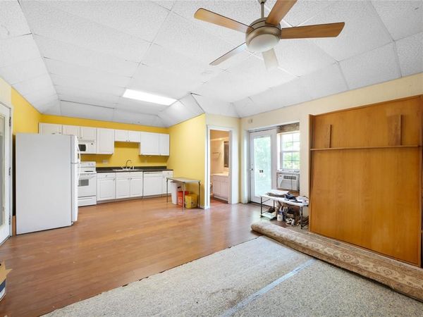 2944 CR-596 , Nevada, TX 75173