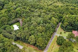 100 Wilton Drive photo 4