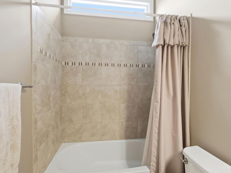 1584 Hawk Ridge Drive, Maineville, OH 45039 Photo 42