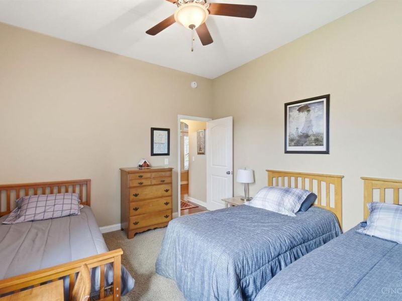 1584 Hawk Ridge Drive, Maineville, OH 45039 Photo 44