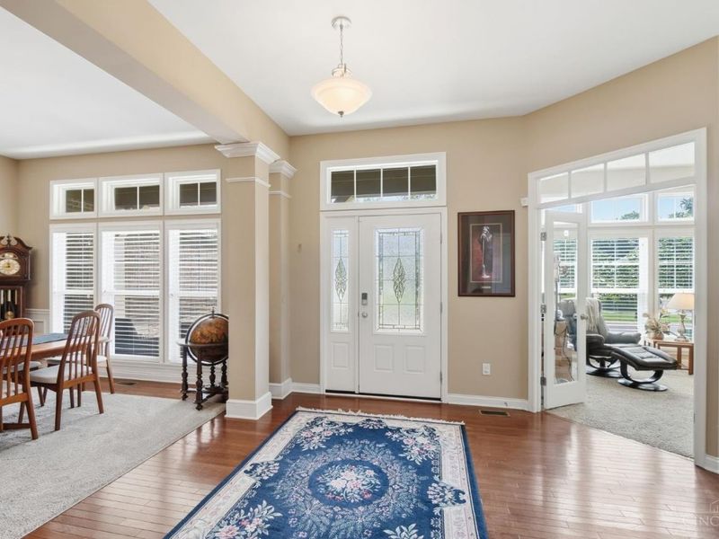 1584 Hawk Ridge Drive, Maineville, OH 45039 Photo 6