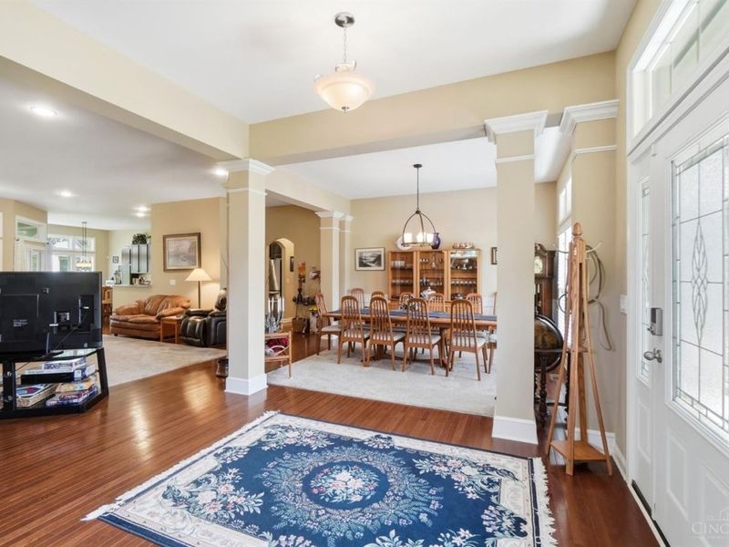 1584 Hawk Ridge Drive, Maineville, OH 45039 Photo 7