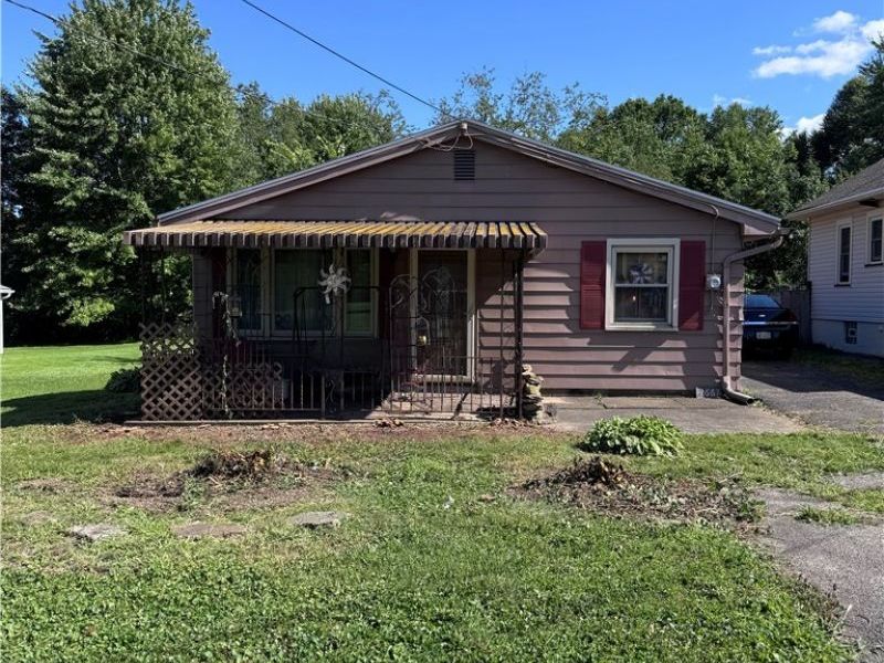 2667 Vestal Road, Youngstown, OH 44509 Photo 1