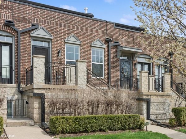 1753 Foster Road , Iowa City, IA 52245