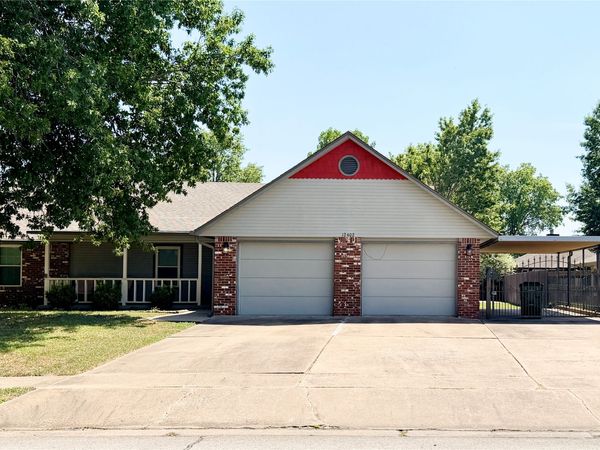 12402 E 77th Street N, Owasso, OK 74055
