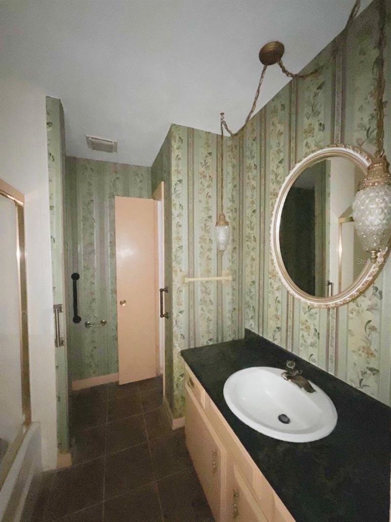 603 W Ocala Street , Umatilla, FL 32784 Photo