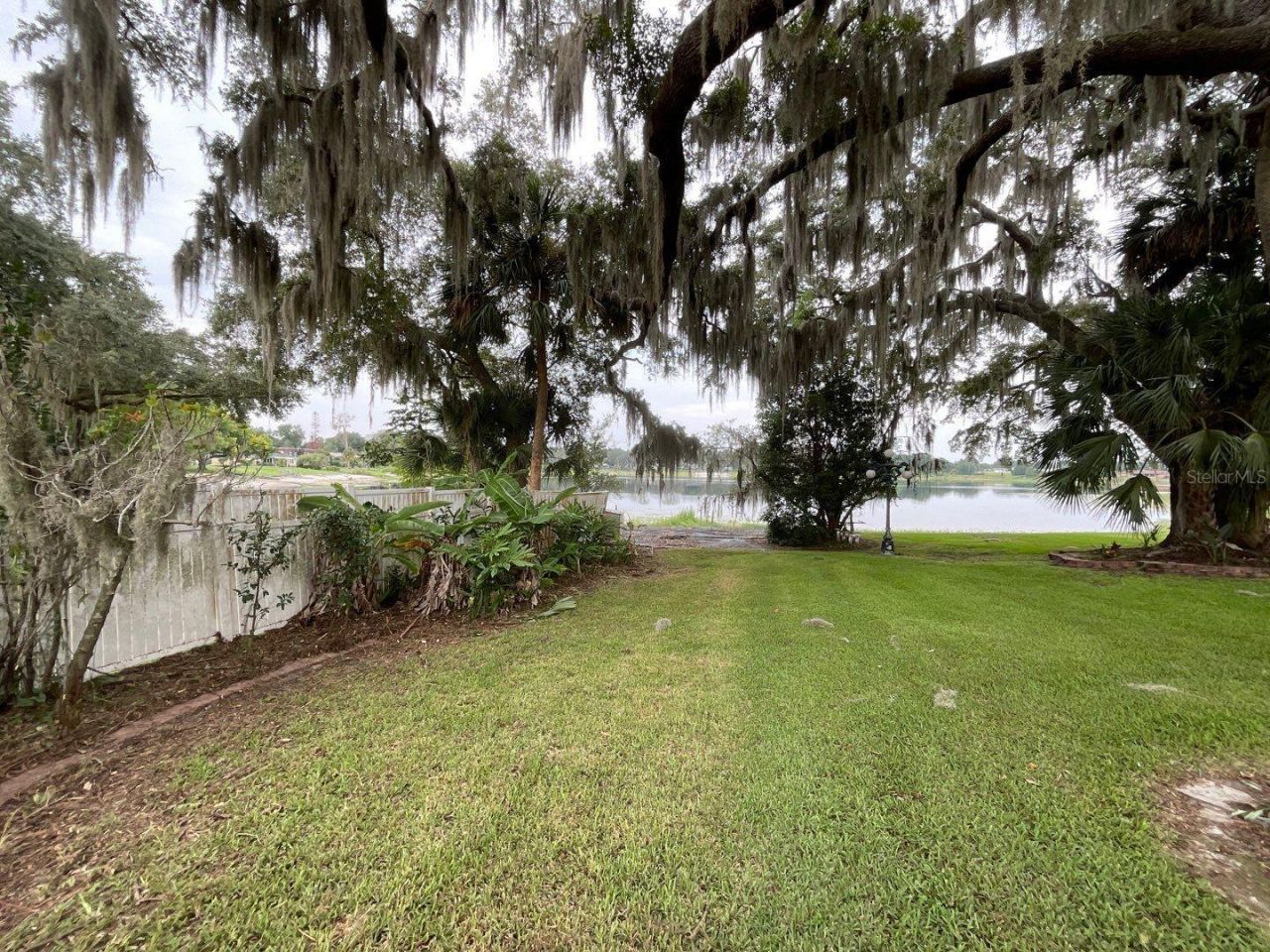 603 W Ocala Street , Umatilla, FL 32784 Photo