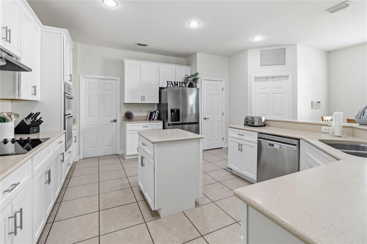 3469 Forest Ridge Lane, Kissimmee, FL 34741 Photo