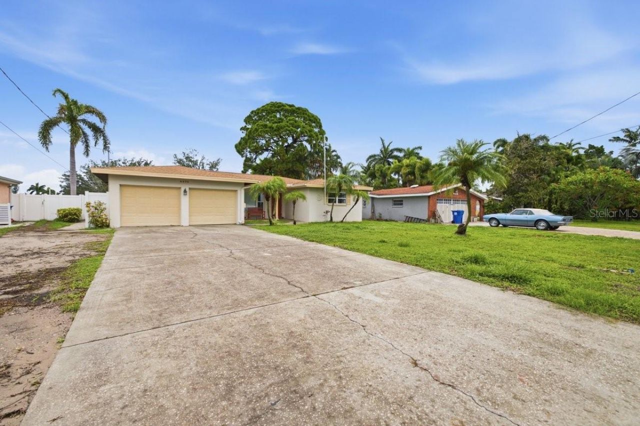 4400 Huntington Street Ne, Saint Petersburg, FL 33703 Photo