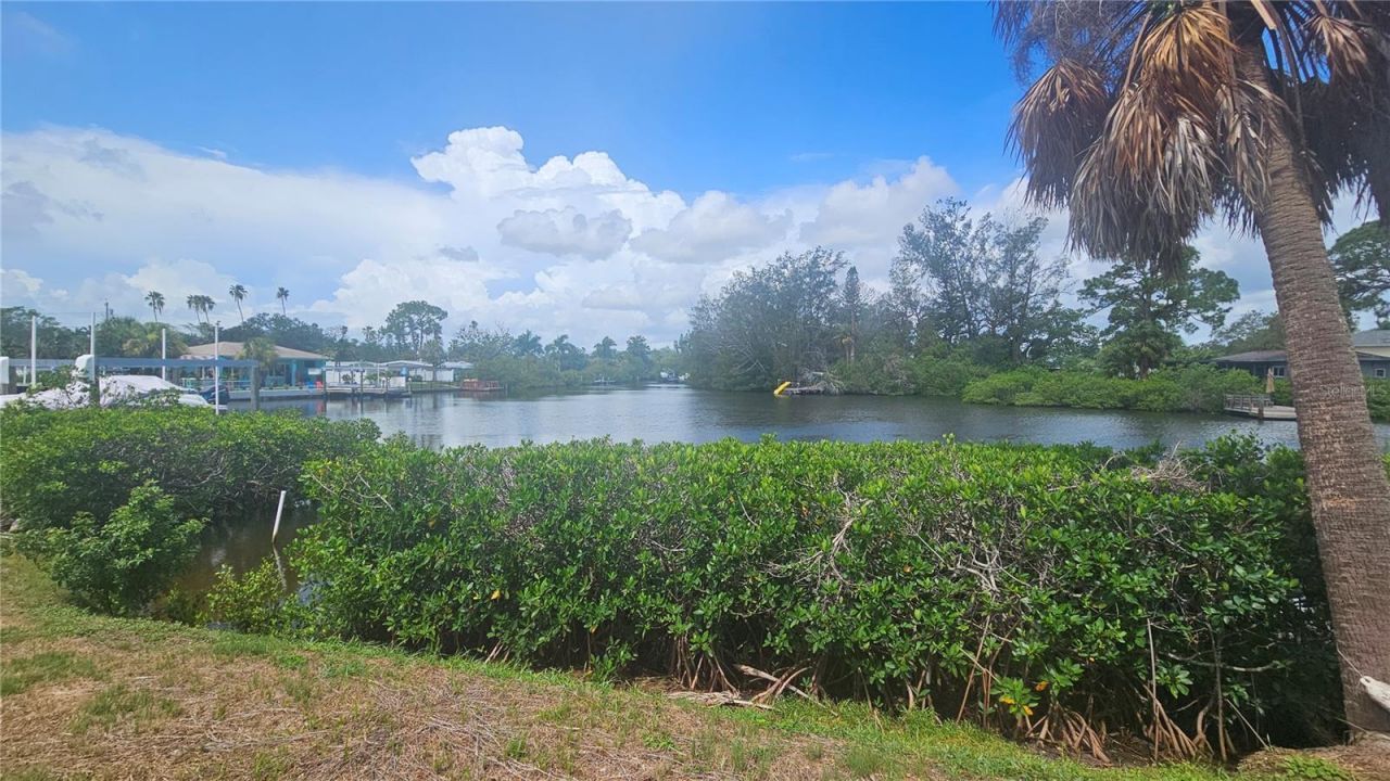 4400 Huntington Street Ne, Saint Petersburg, FL 33703 Photo