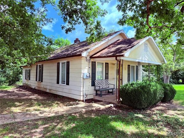 712 W 5th Street , Grandin, MO 63943