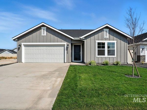 7584 E Dixon St, Nampa, ID 83687