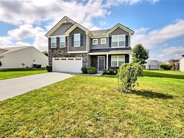 1097 Marty Lee Lane, Carlisle, OH 45005