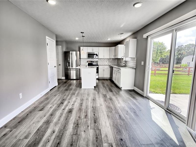 1097 Marty Lee Lane, Carlisle, OH 45005 Photo 16