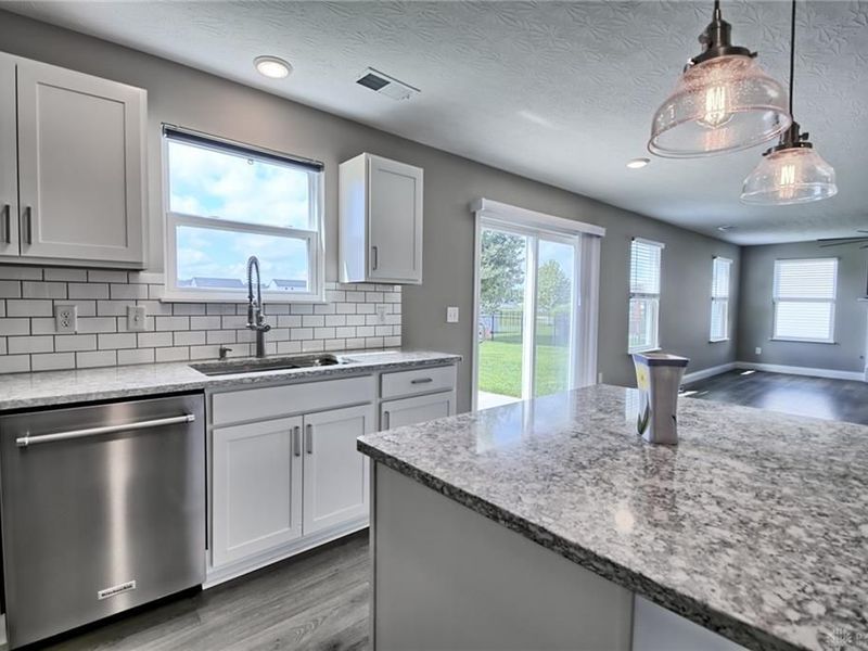1097 Marty Lee Lane, Carlisle, OH 45005 Photo 23
