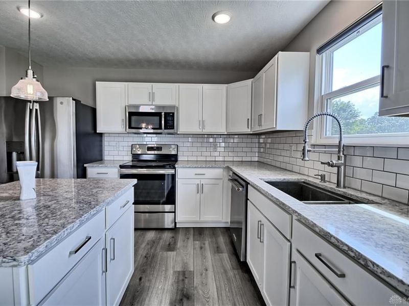 1097 Marty Lee Lane, Carlisle, OH 45005 Photo 24