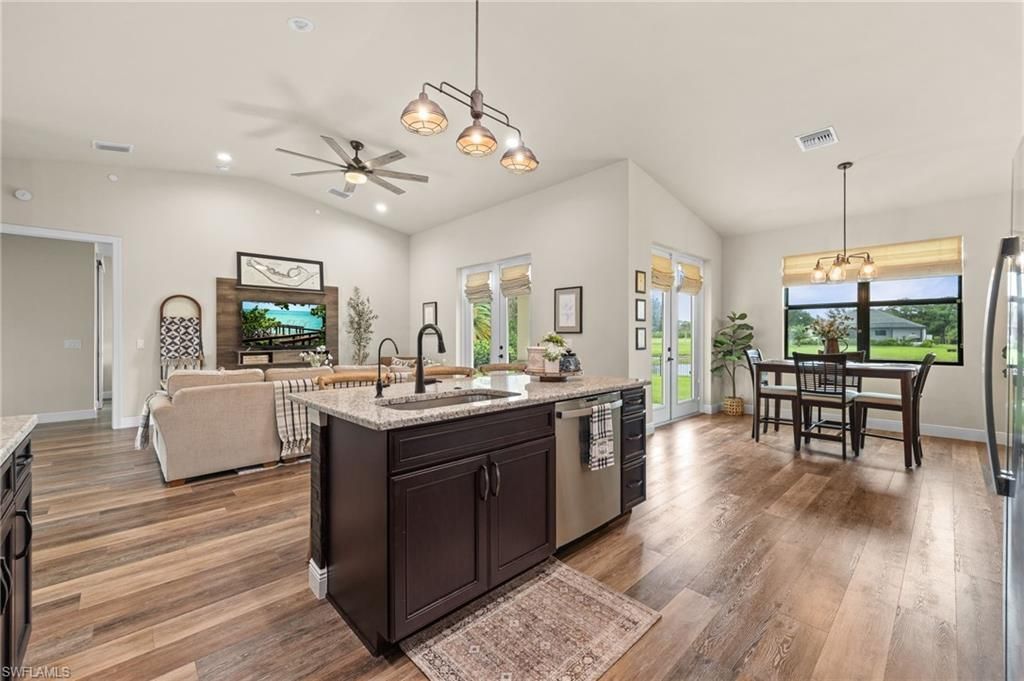 16630 Willow Point Ct, Alva, FL 33920 Photo