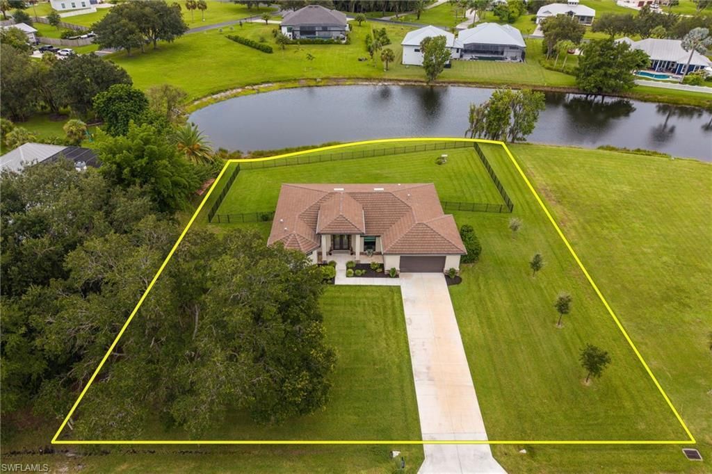 16630 Willow Point Ct, Alva, FL 33920 Photo
