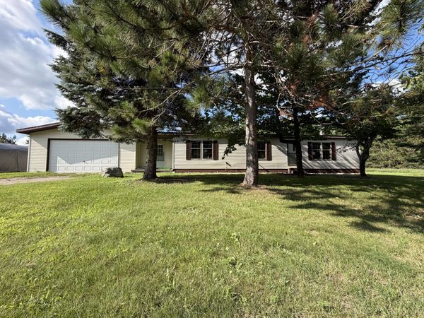12838 Heatherton Road, Johannesburg, MI 49751
