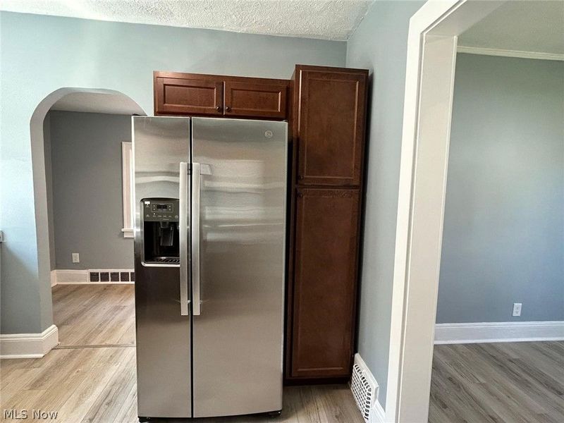 3918 Martin Luther King Jr Drive, Cleveland, OH 44105 Photo 11