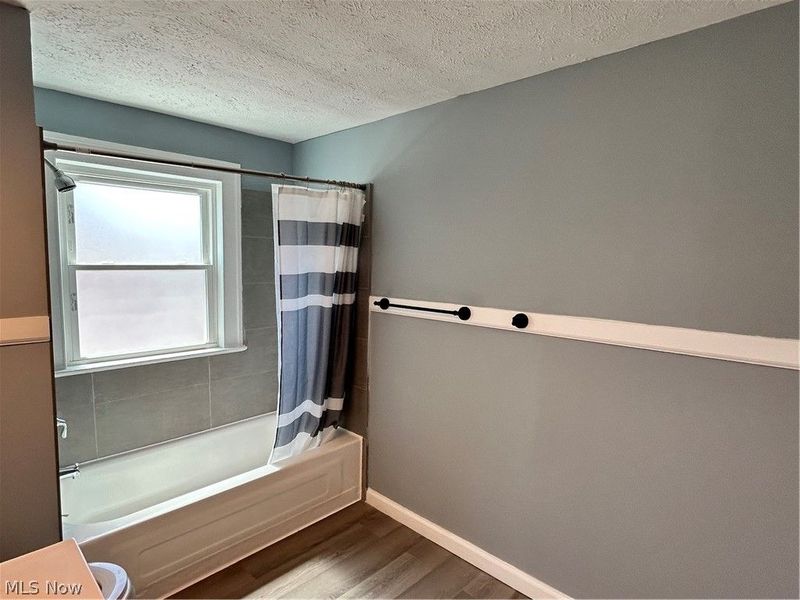 3918 Martin Luther King Jr Drive, Cleveland, OH 44105 Photo 16