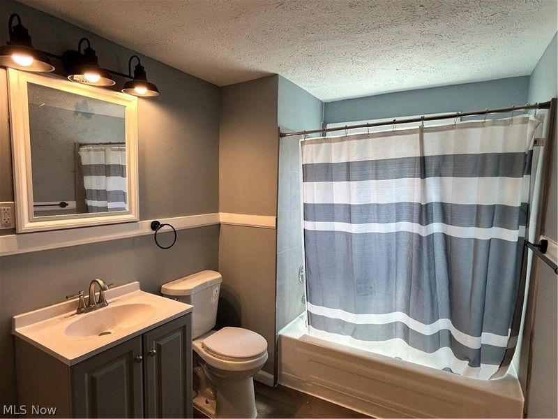 3918 Martin Luther King Jr Drive, Cleveland, OH 44105 Photo 17