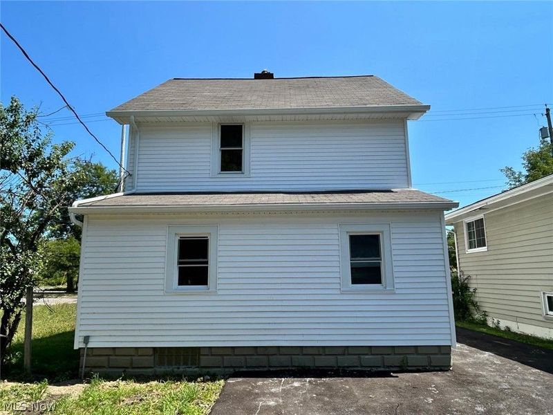 3918 Martin Luther King Jr Drive, Cleveland, OH 44105 Photo 2