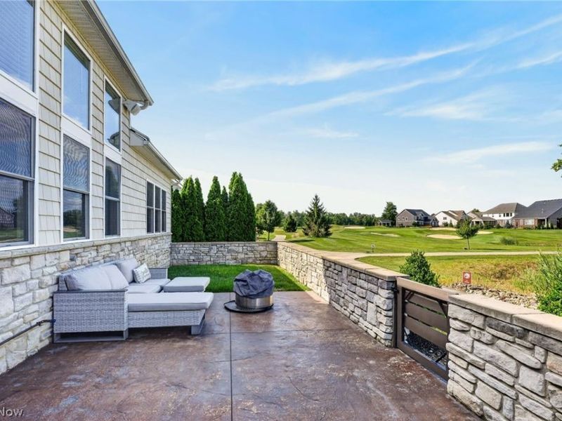 4286 Saint Theresa Boulevard, Avon, OH 44011 Photo 42
