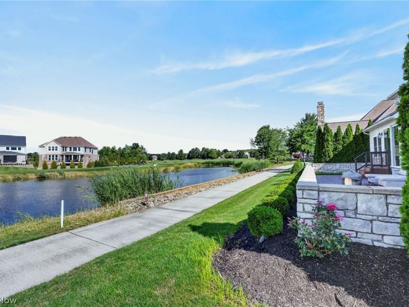 4286 Saint Theresa Boulevard, Avon, OH 44011 Photo 46