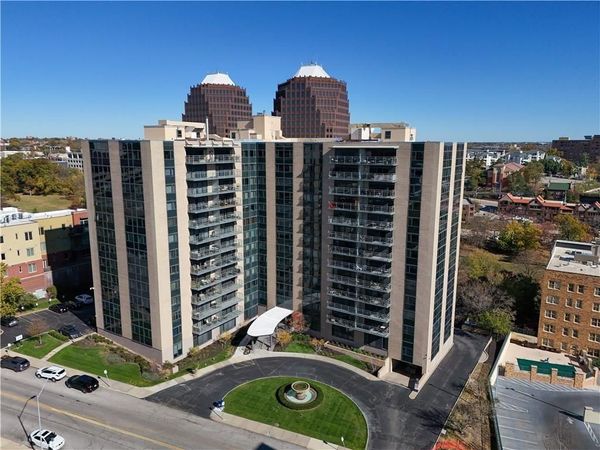 4545 Wornall Road, Unit 310, Kansas City, MO 64111