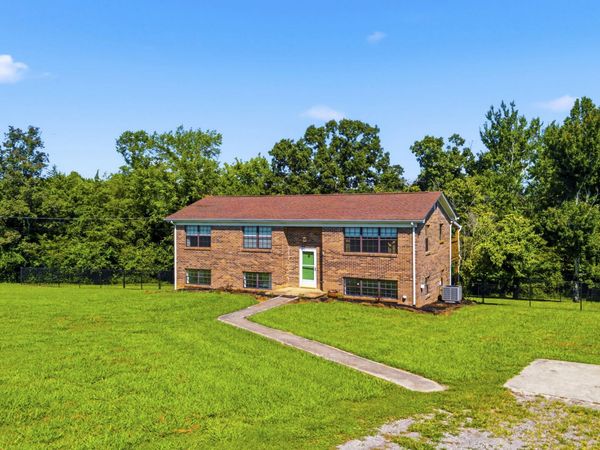 840 Ridge Rd, Madisonville, TN 37354