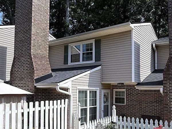 554 Picketts Bend Circle, Marietta, GA 30008