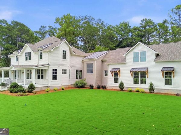 270 Windsor Drive SW, Marietta, GA 30064