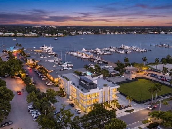 1165 8TH ST S, Unit #302, NAPLES, FL 34102
