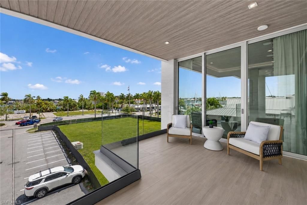 1165 8th St S, Unit #302, Naples, FL 34102 Photo