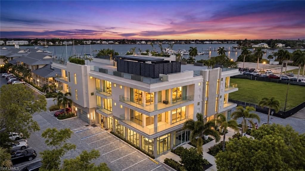 1165 8th St S, Unit #302, Naples, FL 34102 Photo