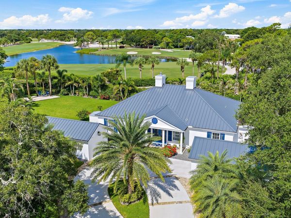 9906 SE Mahogany Way, Jupiter, FL 33469