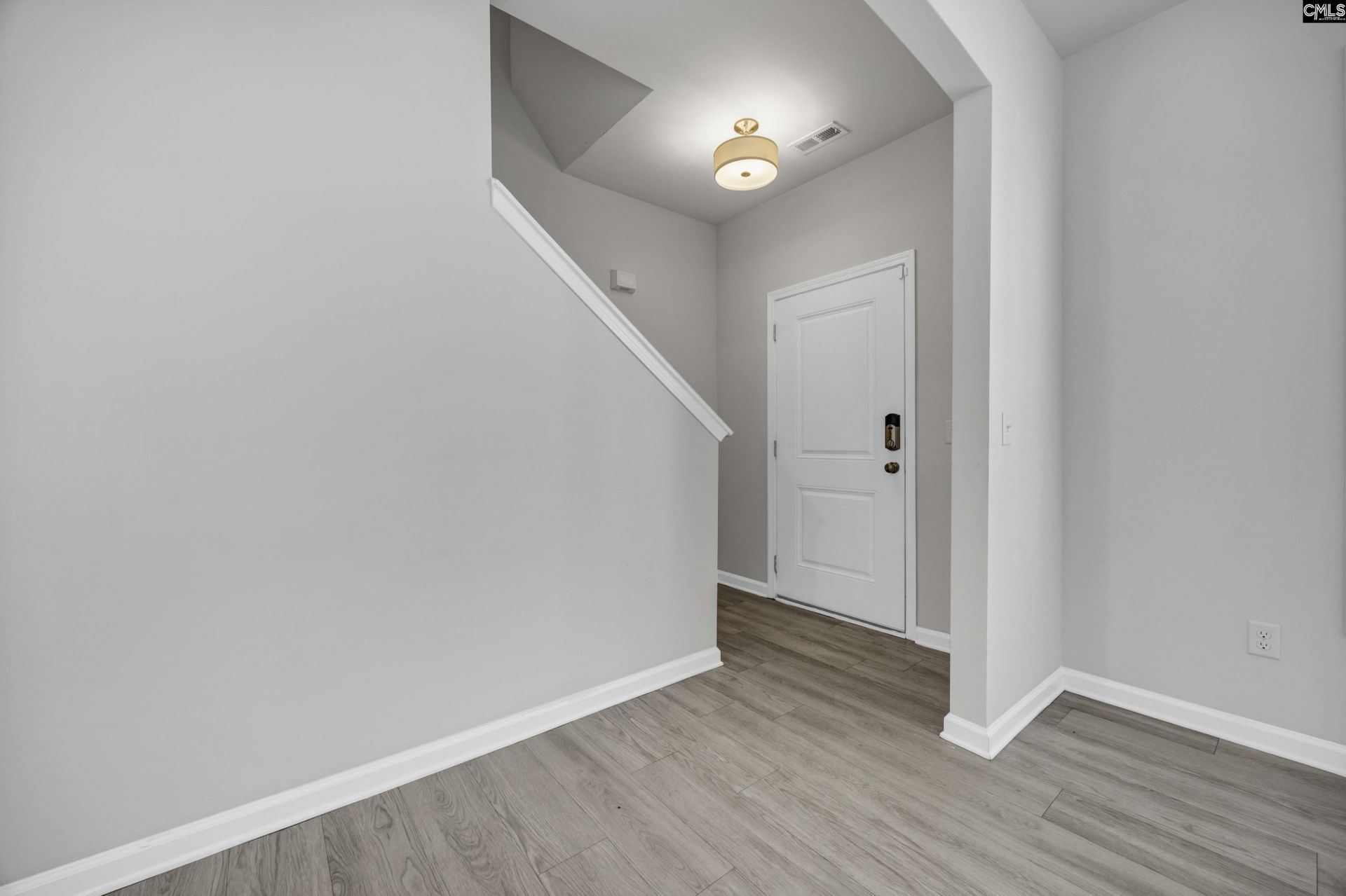 1171 Grey Pine Drive  Photo 5