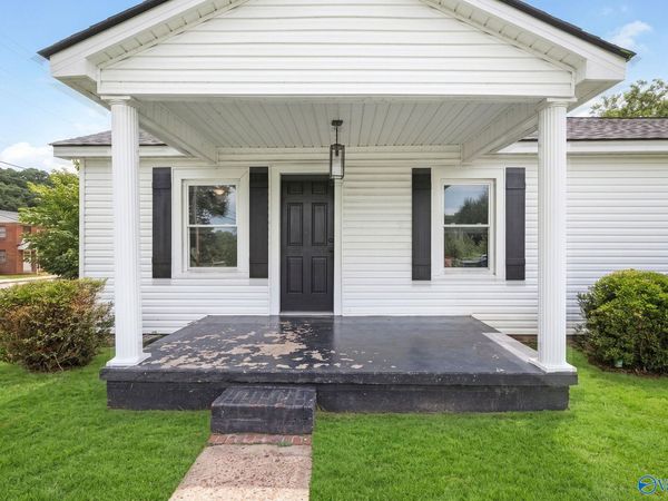 810 Sanders Street, Athens, AL 35611