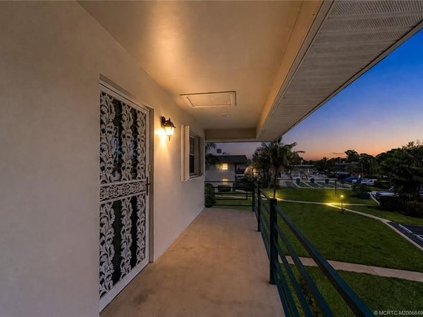 1900 S Kanner Highway, Unit 7-202, Stuart, FL 34994