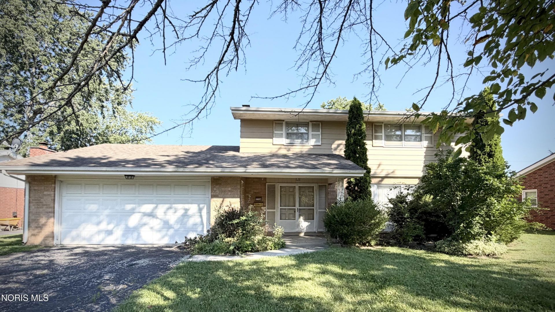 1704 Cherry Lane, Findlay, OH 45840 Main Photo