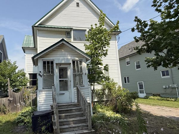 529 Maple ST, Sault Ste Marie, MI 49783