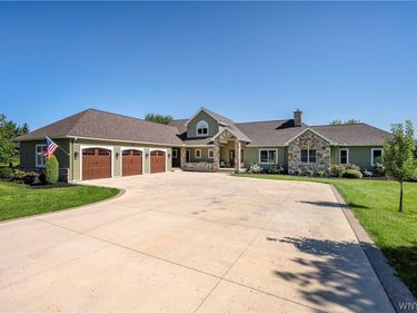 4703 Thrall Road, Lockport, NY 14094