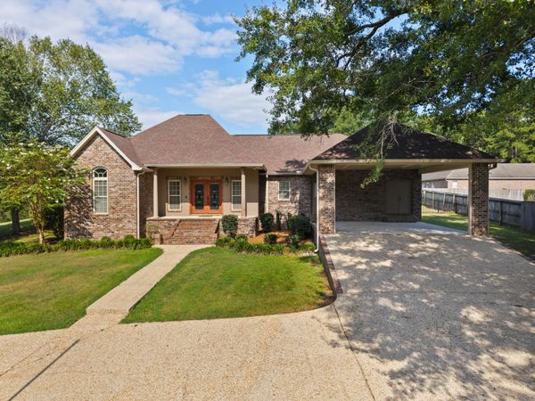 348 Cameron, Hattiesburg, MS 39402
