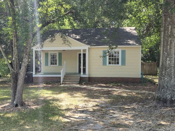 2010 Mamie St., Hattiesburg, MS 39401