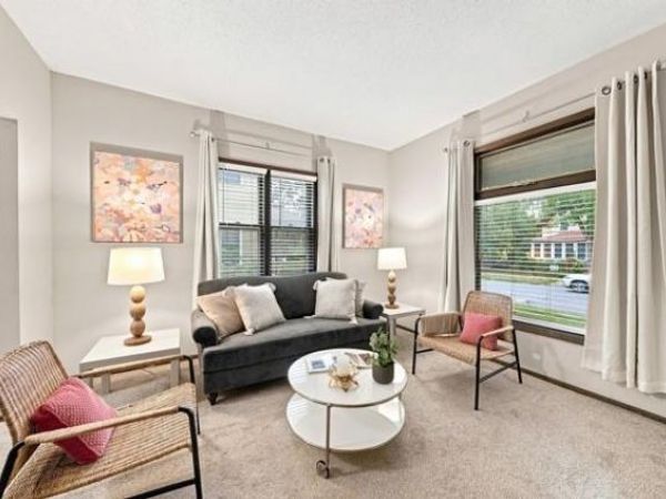 2303 22nd Avenue S, Minneapolis, MN 55404
