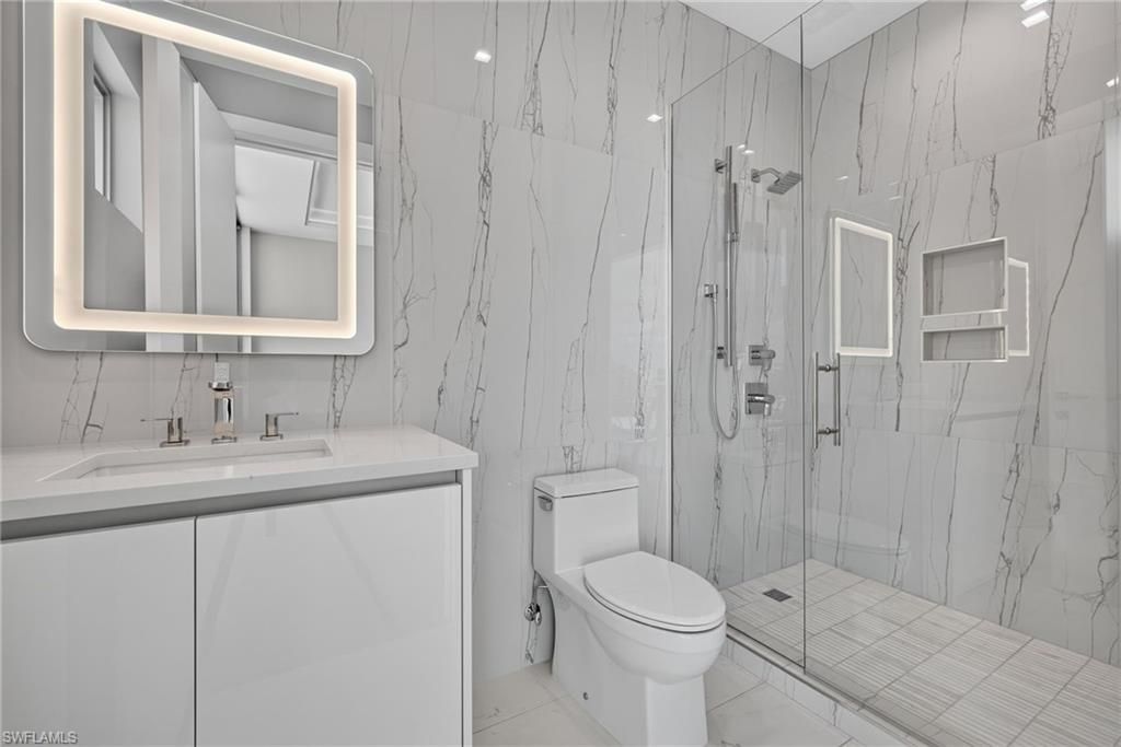 1165 8th St S, Unit #202, Naples, FL 34102 Photo