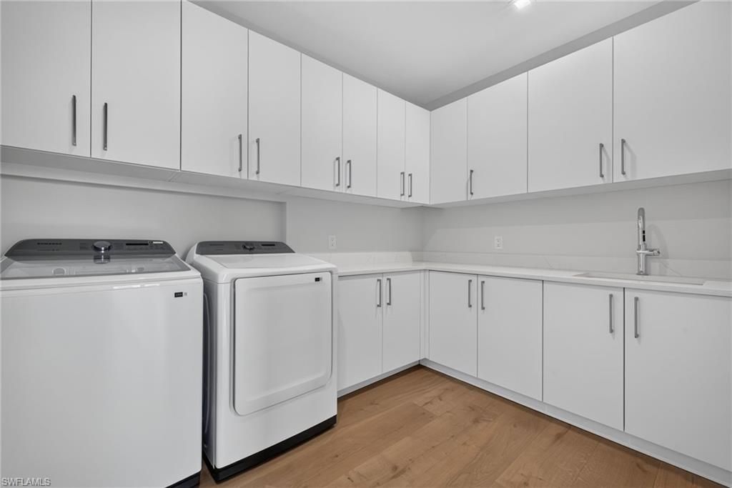 1165 8th St S, Unit #202, Naples, FL 34102 Photo