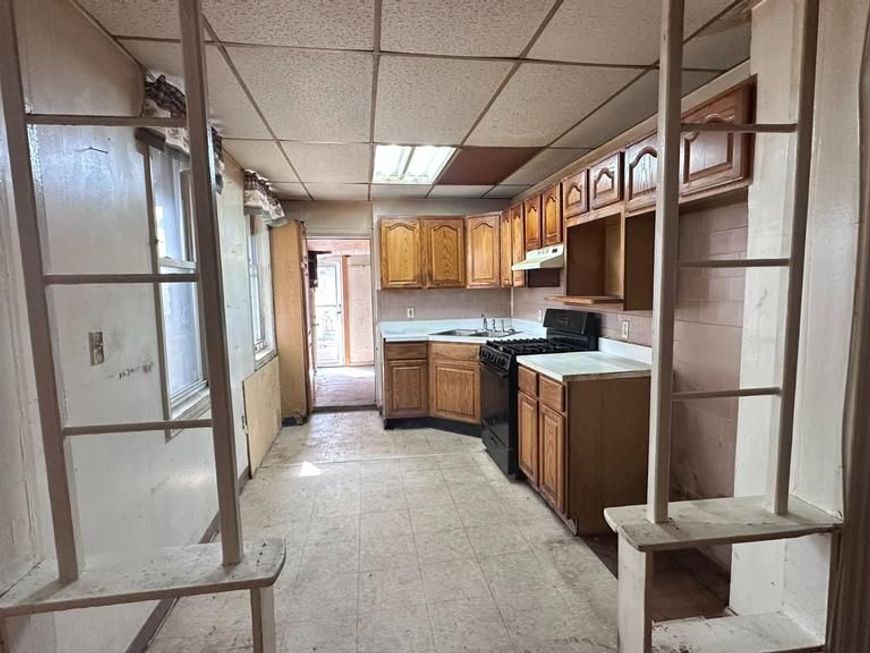 408 N Patterson Park Avenue, Baltimore, MD 21231 Main Photo